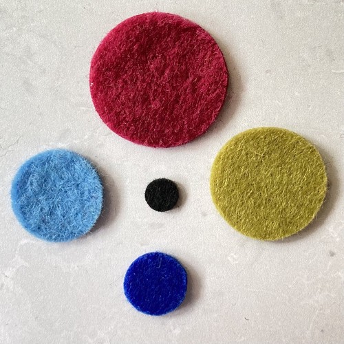 Felt circles - circles,, die
