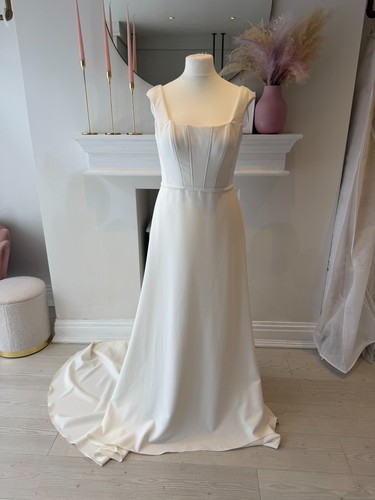 Pronovias holane wedding dress - pronovias,