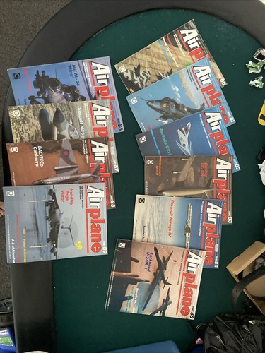 Airplane magazines issues - magazines,