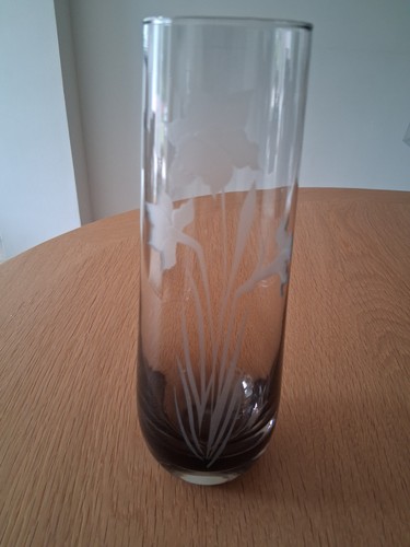 Caithness glass vase daffodils - glass,