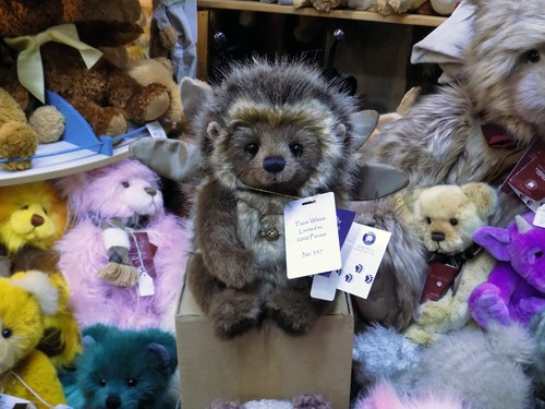 Charlie bears tizzie - charlie,
