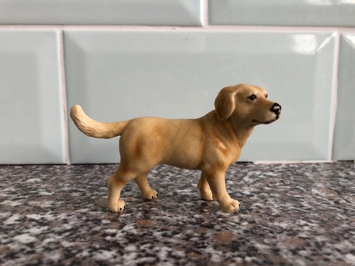 Schleich 16329 yellow labrador - schleich,