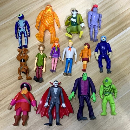 Scooby mates fred shaggy velma - shaggy,