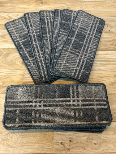 Carpet stair case treads - 14,