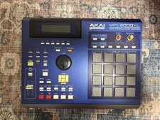 Akai MPC2000XL Sampler / Drum