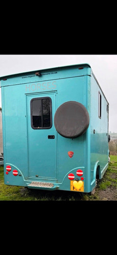 Regent horsebox 3 5 - regent, to