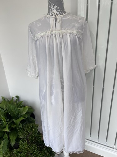 Vintage white lace trim - lace,