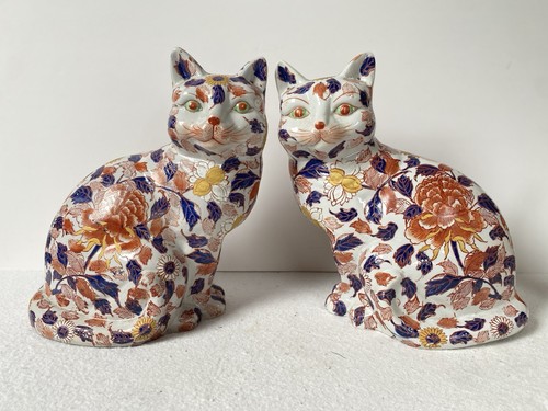 Japanese imari pair cats - imari, of