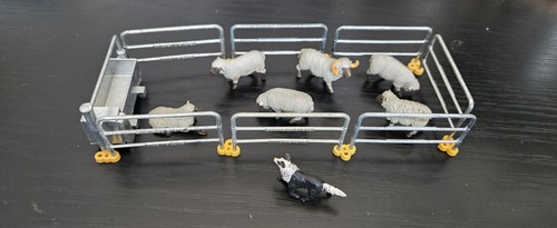 Britains metal sheep - metal, pen