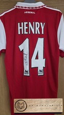 THIERRY HENRY SIGNED ARSENAL