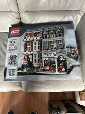 LEGO Pet Shop 10218 Building Kit with Instructions and Mini Figures Boxed
