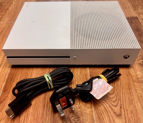 Xbox one 1tb console - xbox,