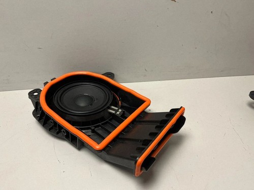 Bmw u11 2023 subwoofer - bmw,