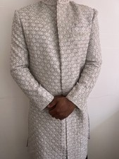 Men's Sherwani Dress Asian Wedding Attire. Size Medium.