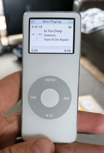 Apple ipod nano 1st - apple,