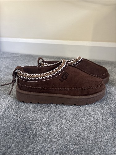 Ugg alike size slippers - size, 3