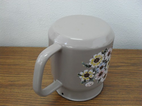 Hand painted flowers metal - hand,