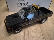 OttO Ottomobile Toyota Hi-Lux