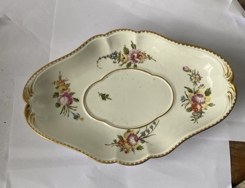 Meissen porcelain scalloped