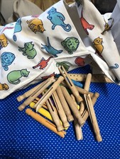 Job Lot Vintage Wooden Clothes Pegs X 81 Pegs !  Laundry Cat Cotton Peg Bag