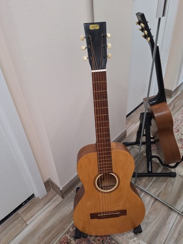 Lyra acoustic parlor guitar - lyra,