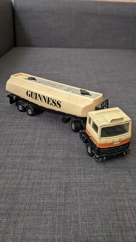 Corgi major ford - ford, and