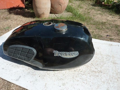 Triumph oil frame - in, t140