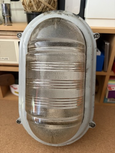 Bulkhead light unit g - bulkhead, j&g