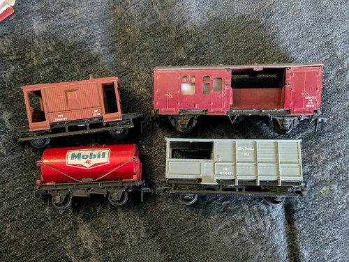 Hornby duplo gauge wagons - 4, 00