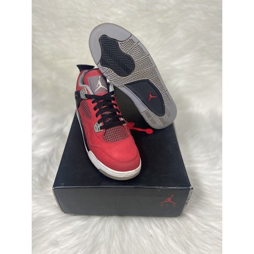 Air jordan retro toro bravo - air,