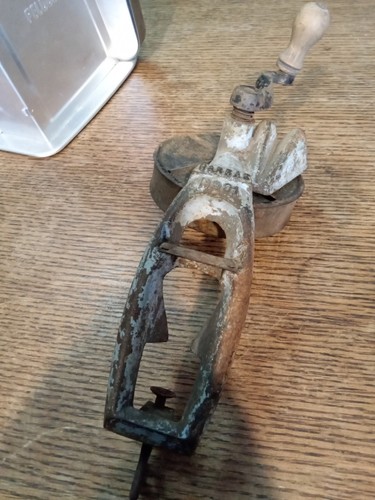 Vintage cast iron - vintage, harras