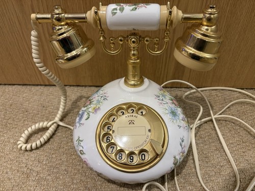 Aynsley wild tudor telephone - wild,