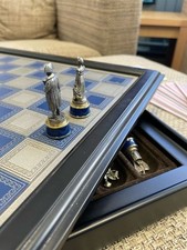 VINTAGE CHESS SET FRANKLIN MINT 1987 BATTLE OF WATERLOO AND CHESS CABINET