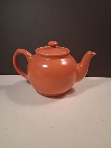 Vintage sadler teapot