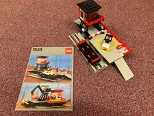 LEGO 4.5v / 12v Train Car Transport Depot (set 7839) complete with Instructions