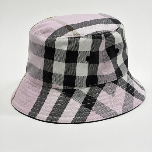 Burberry logo detail - burberry,