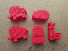 5 X Red Silicone Wild Animal Moulds. Party Cake/ Baking. Jelly Chocolate Moulds.
