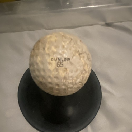 Dunlop white golf ball - golf,