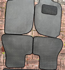 Freelander 1 - Rubber Car Mats with Fabric Edging