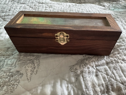 Wooden rectangular display - wooden,