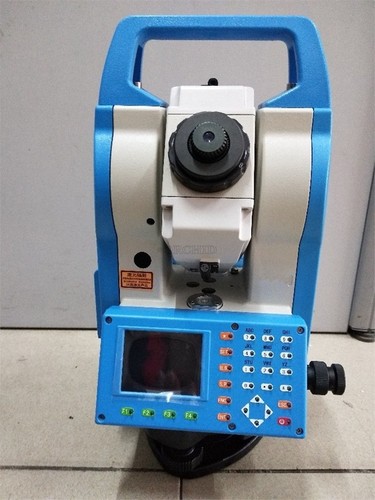 Total station reflectorless - station,