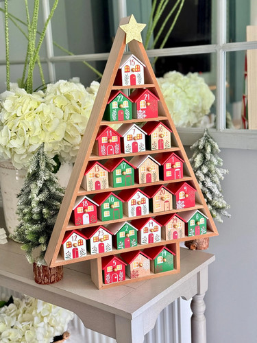 Large wooden advent treehouse - large,