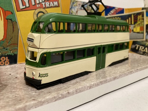 Corgi 43509 balloon tram - balloon,