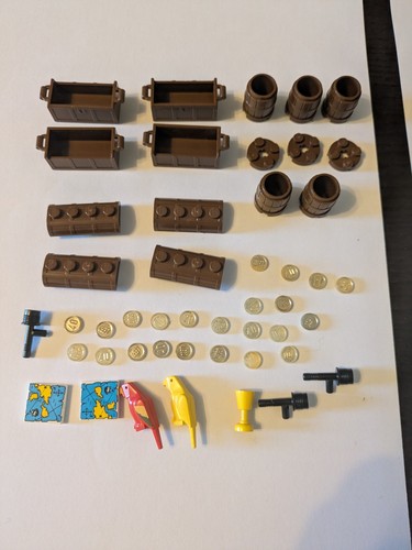 Lego vintage pirates treasure - lego,