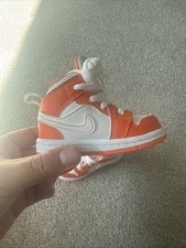 Nike Air Jordan 1 Mid SE