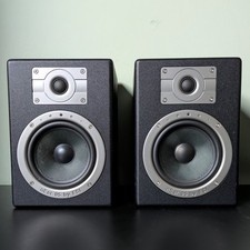 ESI Pro nEar 05 eXperience