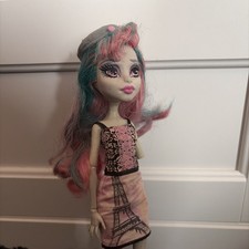 Monster High 2012- Scaris City