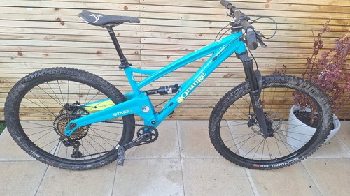 Orange stage custom - orange, –
