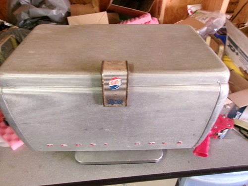 Vtg pepsi cola - cooler, 1950’s