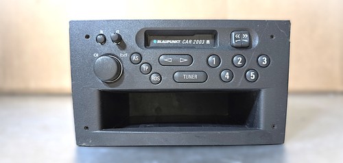 Genuine vauxhall blaupunkt car - genuine,